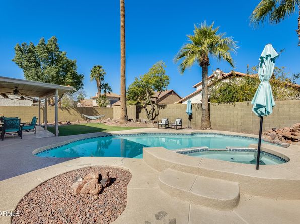 6938 W Wescott Dr, Glendale, AZ 85308