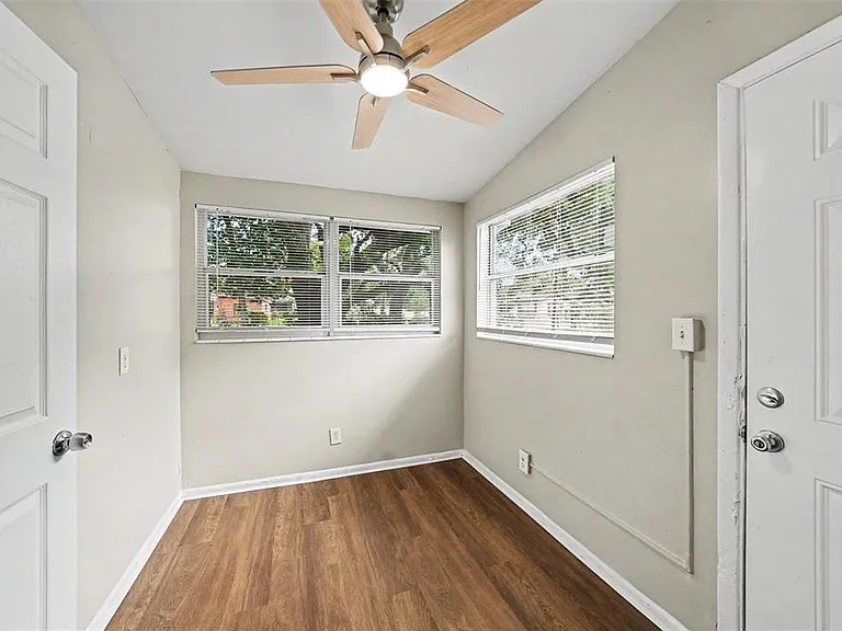 4022 E Henry Ave — Photo 24