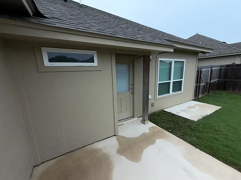 532 Wrigley Ln — Photo 10