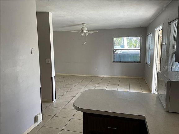 5th image of 186 175th Terrace Dr E #B