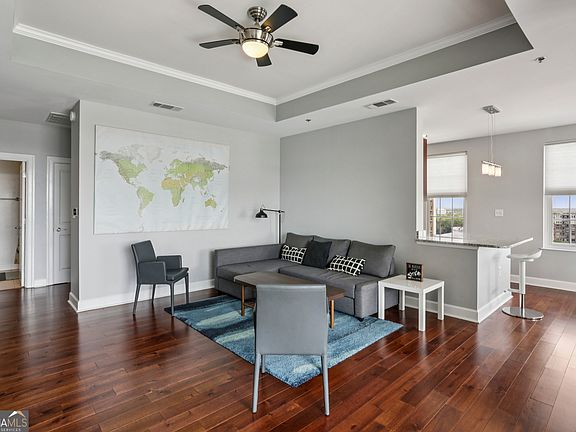 4th image of 325 E Paces Ferry Rd NE APT 1805