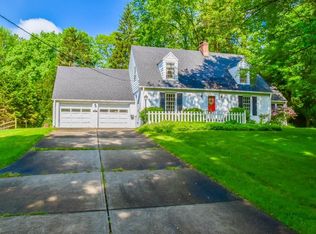 1567 Hillbrook Ave SE, North Canton, OH 44709