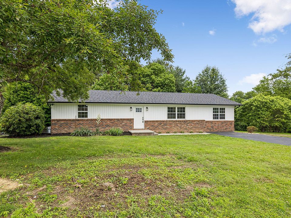 1st image of 158 Whitaker Dr