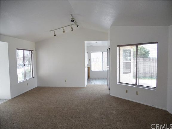 3rd image of 11951 Venetian Dr