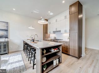 442.5 R St UNIT B, Washington, DC 20001
