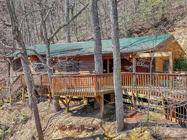 98 Family Rdg, Waynesville, NC 28786