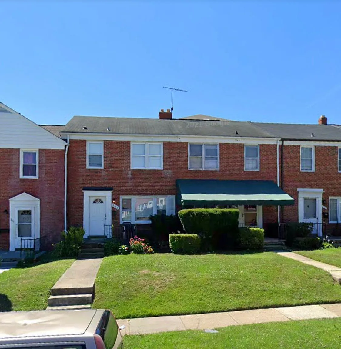863 Bosley Ave — Photo 1