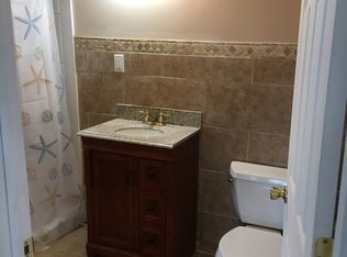 30 Lakeside Dr, Matawan, NJ 07747