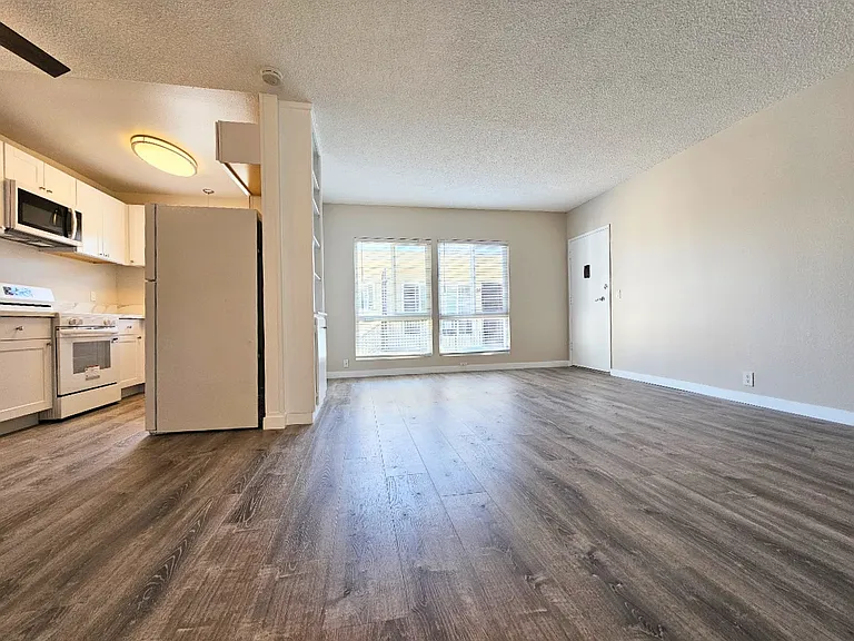 4463 Idaho St #9 — Photo 11