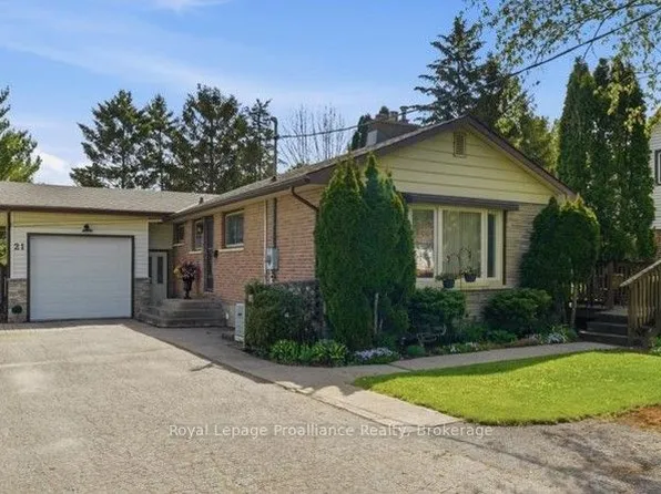 21 Glendale Rd, Belleville, ON K8P 4H4