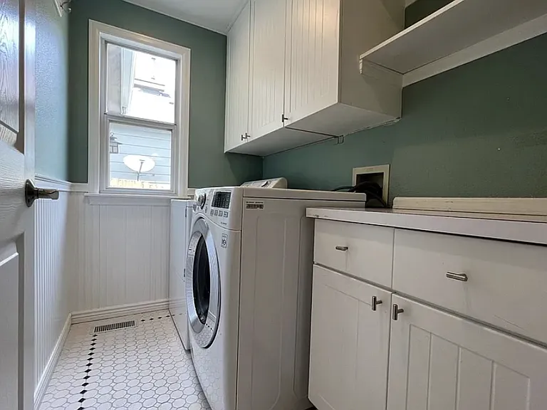 609 Briggs Pl — Photo 17