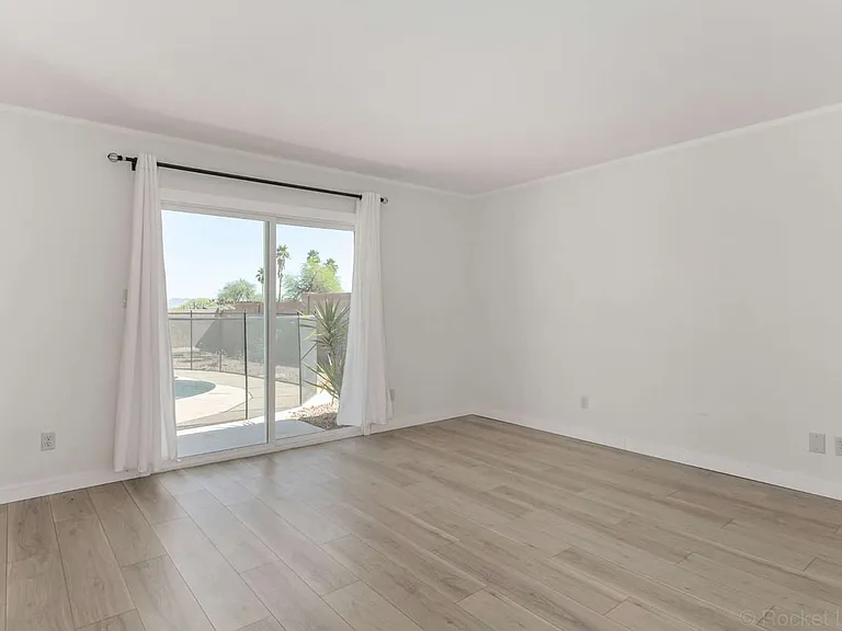 14053 N Hampstead Dr — Photo 59