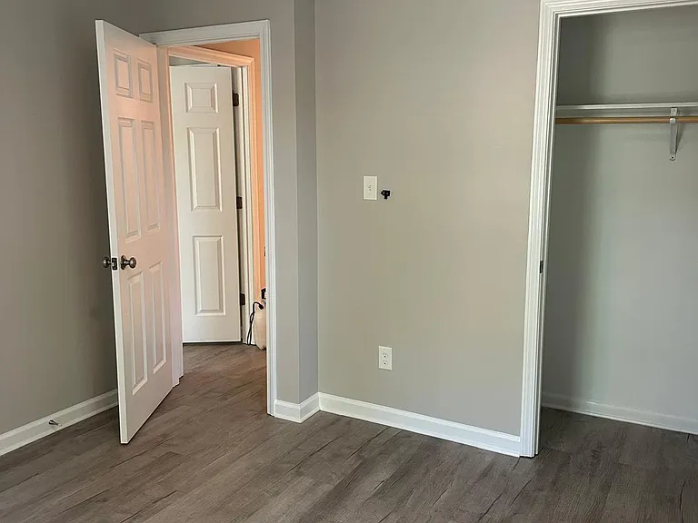 220 Bladen St — Photo 15