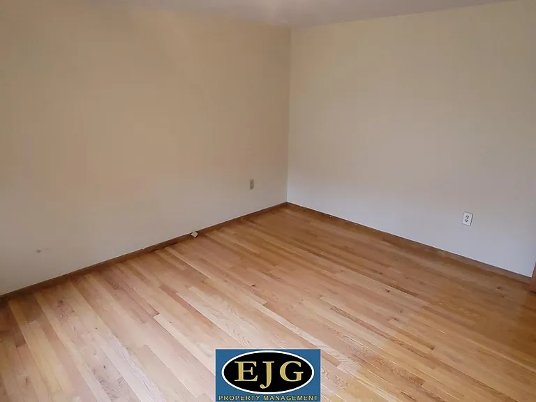 119 Haverhill Rd — Photo 46