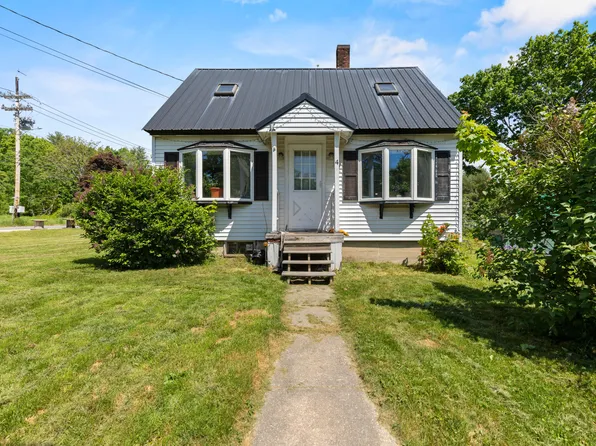 4 Benson Court, Mechanic Falls, ME 04256
