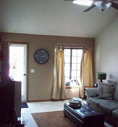 2nd image of 1832 N Pontiac Trl #1