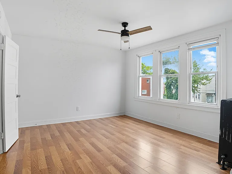 2027 Widener St — Photo 14