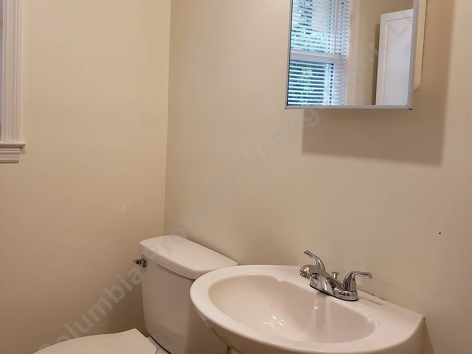 3407 Moss St — Photo 4