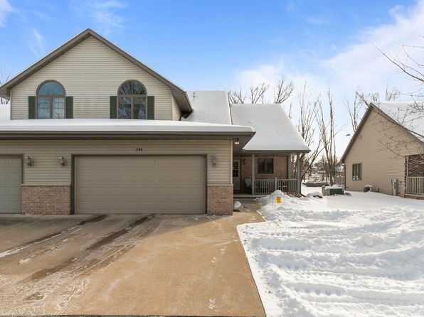 204 E North Water St, New London, WI 54961