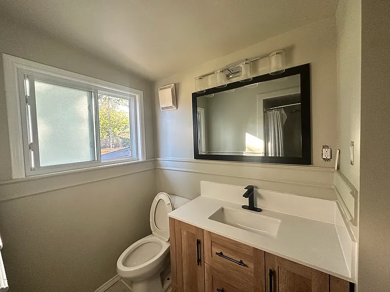3401 Charlevoix Ave — Photo 10