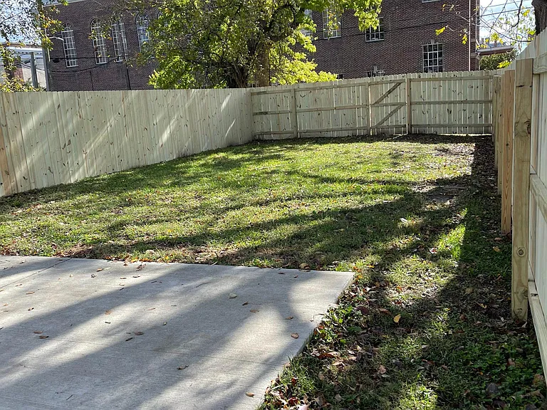 1426 Porter St #A — Photo 8