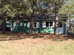 W11329 High Falls Rd, Crivitz, WI 54114