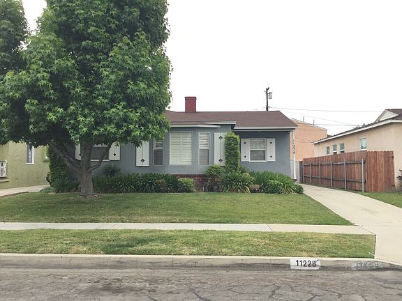 2nd image of 11228 Glenworth St