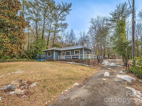 2nd image of 1685 Lynn Rd