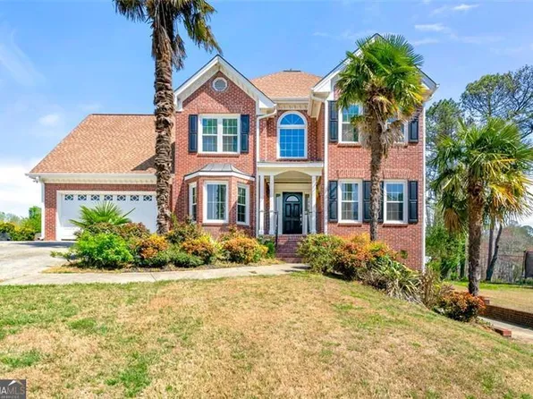 2245 Friars Gate Dr, Lawrenceville, GA 30043
