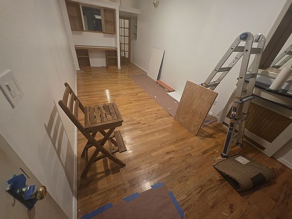 3rd image of 35-12 32nd St #2