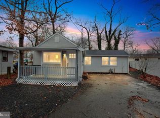 28 Rugby St, Browns Mills, NJ 08015