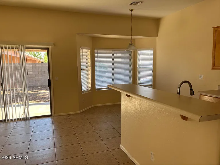 628 E Ranch Rd — Photo 4