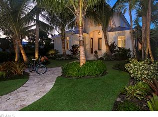 482 13th Ave S, Naples, FL 34102