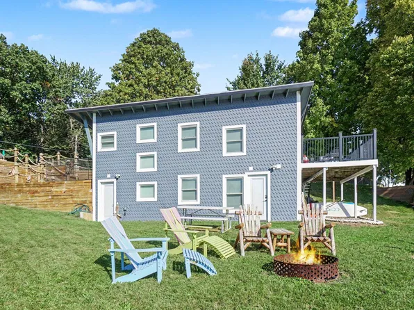 1316 Cherokee Dr, Union City, MI 49094