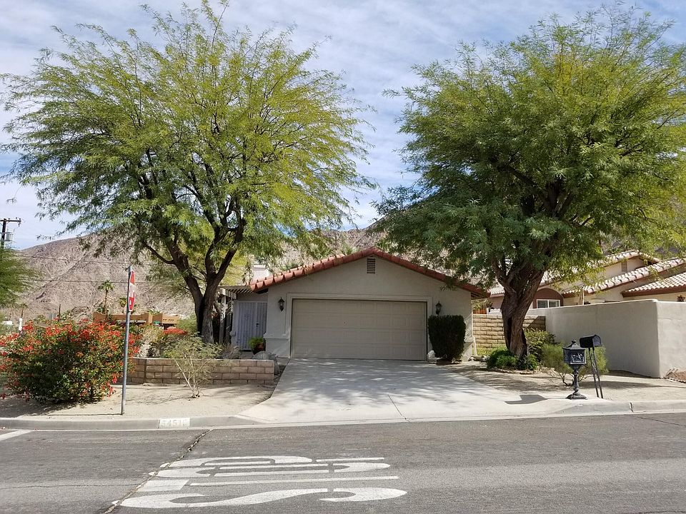 1st image of 54510 Avenida Herrera