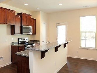 5th image of 23 N Grey Abbey Dr