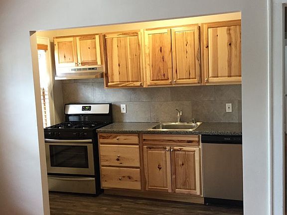 2nd image of 1915 2nd Ave S APT 1
