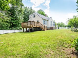 15 Access Rd, Beverly, MA 01915