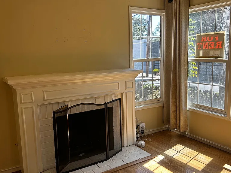 28 Devonshire Blvd #36 — Photo 2