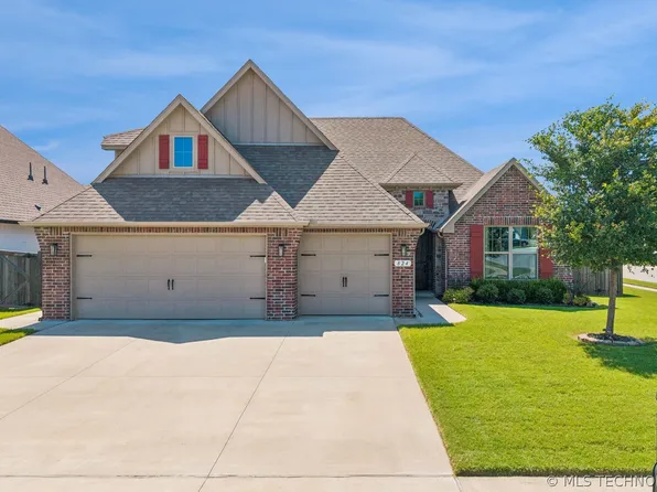 824 N 88th St, Broken Arrow, OK 74014