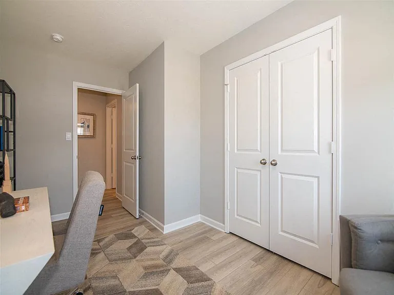 2881 Cross Branch Dr — Photo 35