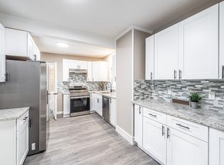 395 Southwick Rd, Westfield, MA 01085