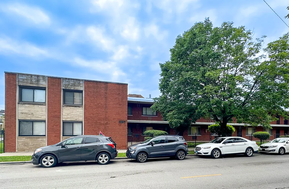 1 bed, 1000 sqft, $1,250 — Photo 3