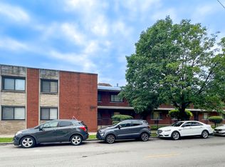 5701 W Washington Blvd #2C, Chicago, IL 60644