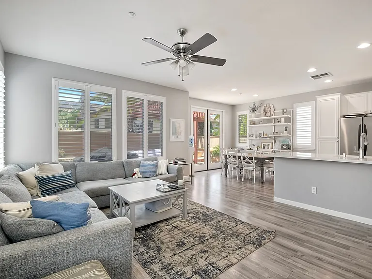 10055 Fieldthorn St — Photo 10