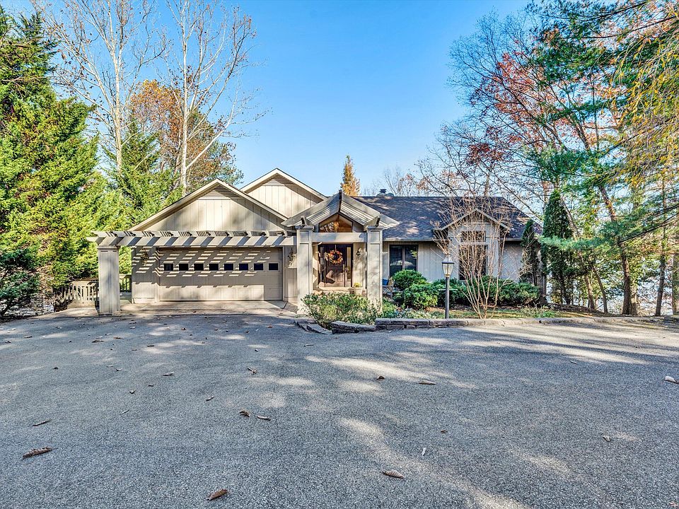 1st image of 2160 Capewood Dr
