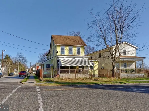 78 Walnut St, Salem, NJ 08079