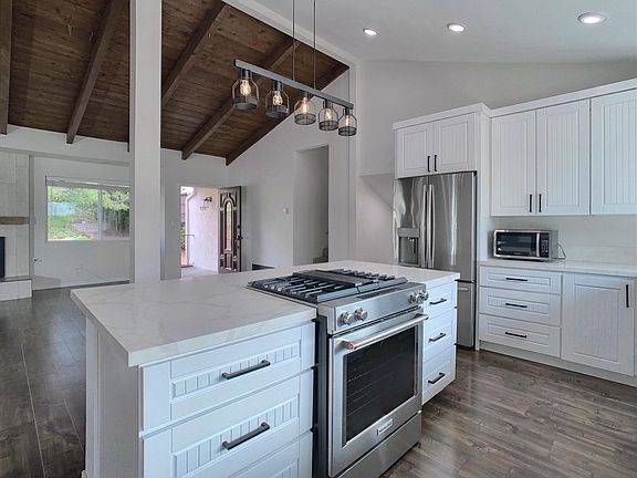 4th image of 9378 Alto Dr