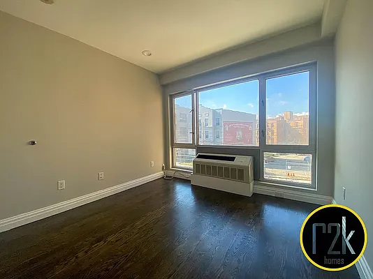 Rented by Realty 2000 Corp | media 28