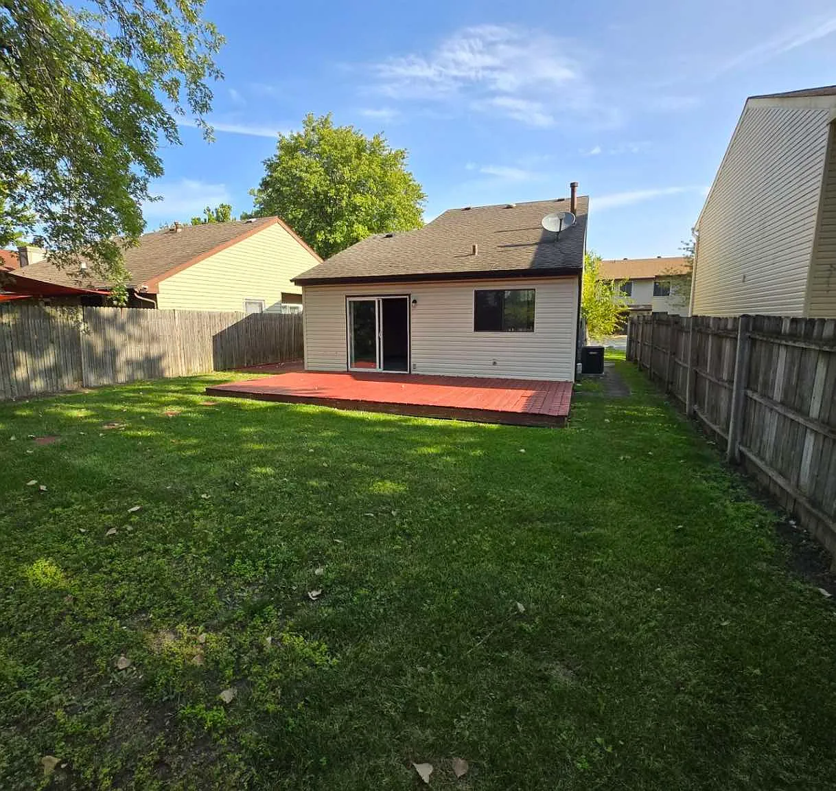 4 bed, 1215 sqft, $2,950 — Photo 3